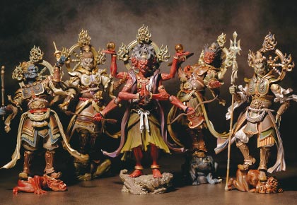 『チョコエッグ』や『タケヤ式自在置物』など商品ラインナップは多彩。SNS投稿で紹介されているのを発見すると、苦労が吹き飛ぶという。